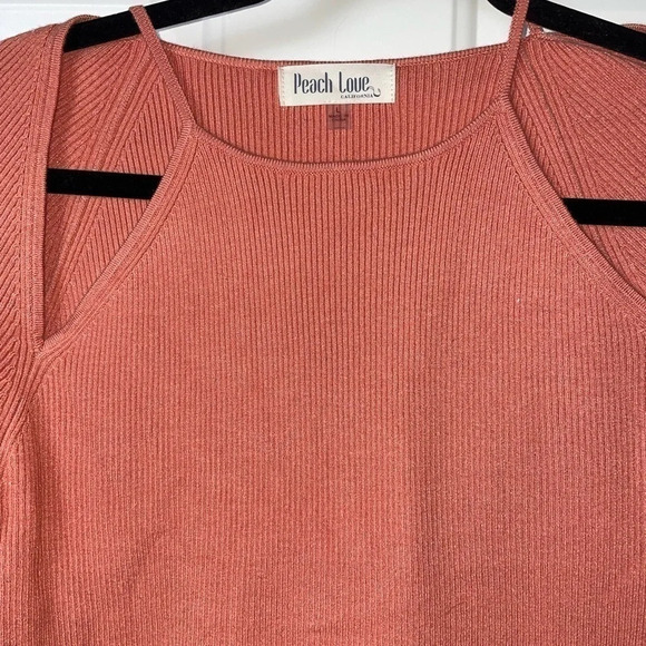 WOMEN’S PEACH LOVE‎ CALIFORNIA LONG SLEEVE TOP WITH CUT OUTS - Picture 2 of 7